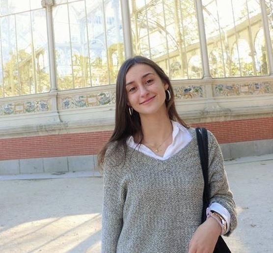 Doy clases de inglés y demás asignaturas para alumnos de primaria y eso