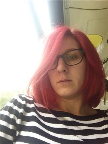 Laureata in biotech molecolare offre lezioni di materie scientifiche (biologia, chimica, fisica, matematica)