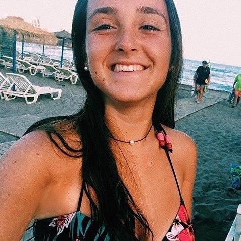 Estudiante bilingüe da clases particulares