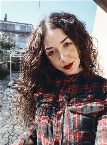 Studentessa di psicologia,ho frequentato il Liceo Scientifico,offro ripetizioni per ragazzi fino al terzo liceo,doposcuola per bambini elementari e me