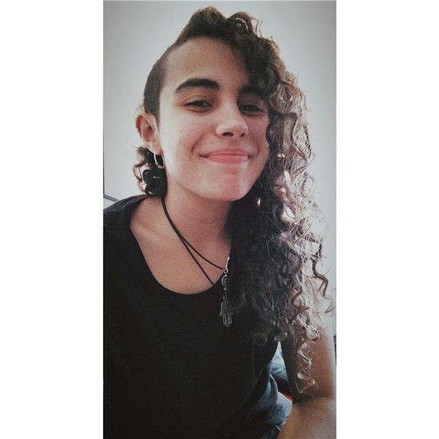 Estudiante de educación primaria de universidad ofrece clases particulares de cualquier materia a nivel primaria/eso