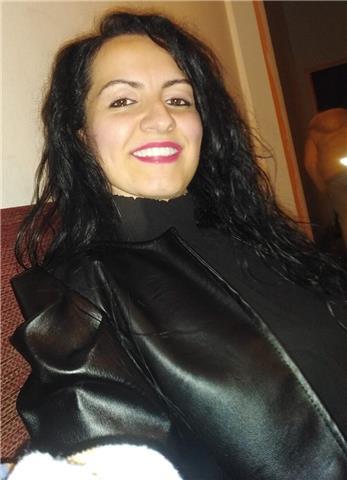 Si impartiscono lezioni di italiano, storia, geografia per bambini di scuola elementare