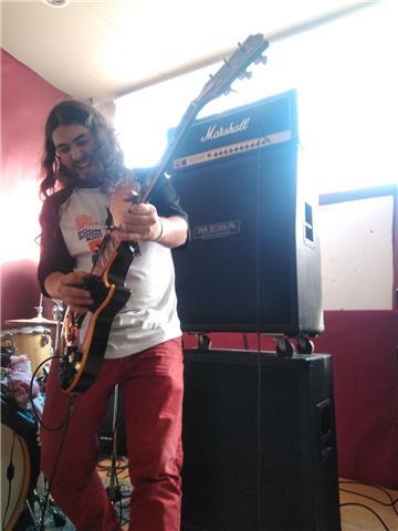 Gitarra klaseak / clases de guitarra