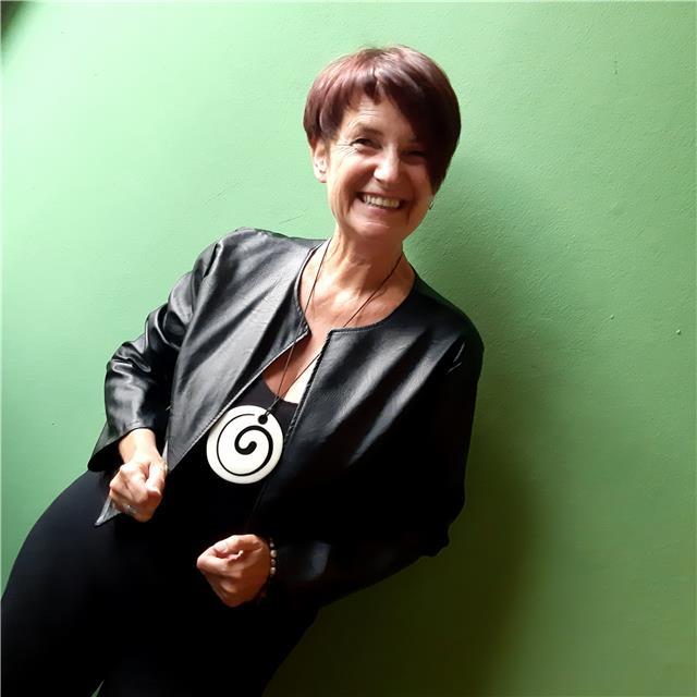 Tedesca madrelingua, residente in italia da oltre 30 anni lezioni online