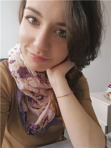 Laureata in CTF con 110/110 e lode impartisce ripetizioni /aiuto compiti in biologia e chimica a studenti di scuole medie e superiori
