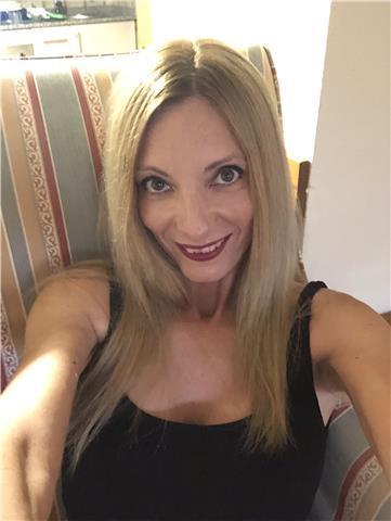 Graduada en pedagogía con máster en psicopedagogía, experta en coaching y pnl, con una amplia experiencia como orientadora, coach personal y familiar