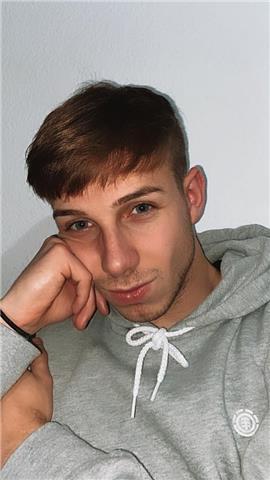 Profesor de repaso de primaria y eso con título de bachillerato