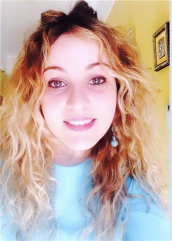 Laureata in management del turismo e dell’ambiente (con lode)