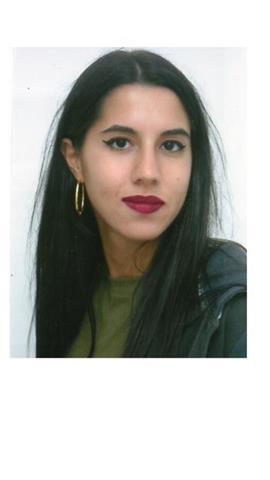 Giovane ragazza di 23 anni laureata in Mediazione linguistica ed interculturale (ho studiato inglese e tedesco) offre lezioni di lingua inglese a ragazzi delle medie, o primi anni di liceo