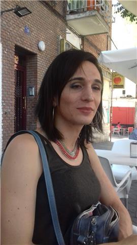 Clases de guitarra acústica o eléctrica, profesora titulada con siete años de experiencia