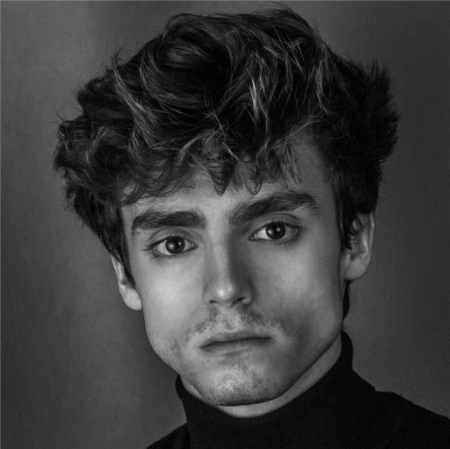 Etudiant - Enseigne les bases des mathématiques - primaire et collège