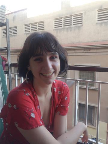 Estudiante de tercer año de psicología con título first certificate des de hace 3 años ofrece clases particulares de inglés para niños de escuela primaria, ESO y bachiller