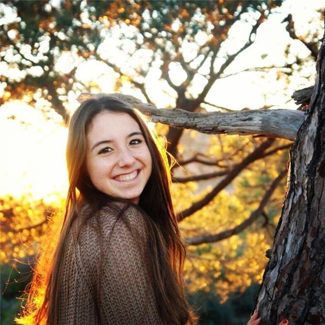 Profesora de valenciano a todos los niveles oral y escrito