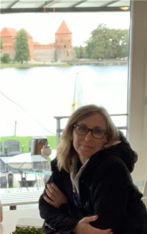 Doy clases particulares de matemáticas de eso y bachillerato. me desplazo a domicilio. cobro a