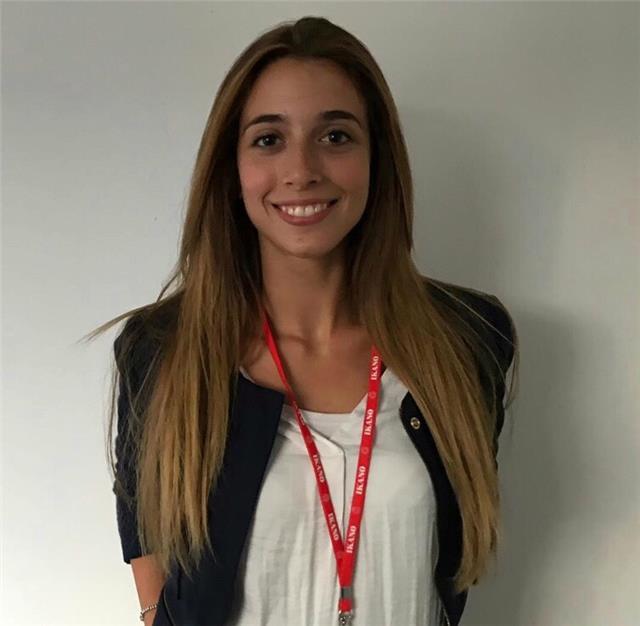 Economista con 3 años de experiencia en Londres como docente y 2 años en Madrid