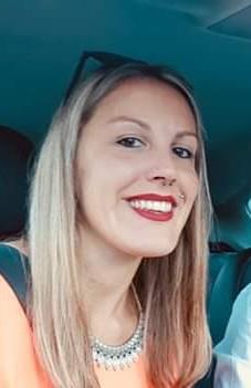 Agente di viaggi con ottimo inglese impartisce ripetizioni e aiuto per migliorare il proprio inglese