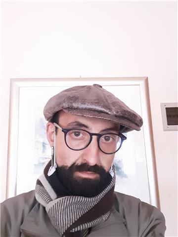 Offro lezioni private di italiano e di tutte le discipline che ineriscono all'area umanistica!