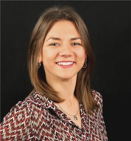 Studentessa di corso di laurea magistrale all'università di Granada, offre ripetizioni di spagnolo