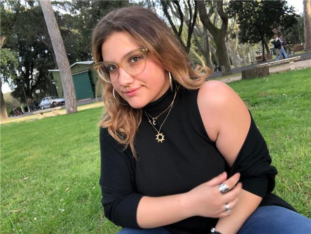 Laureanda al dipartimento umanistico della federico ii