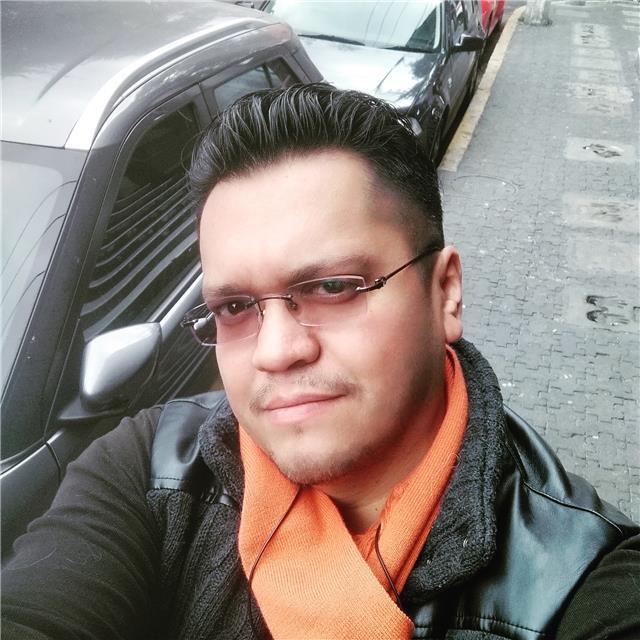Clases a nivel, Universitario y Profesional con enfoque práctico y real del mundo empresarial