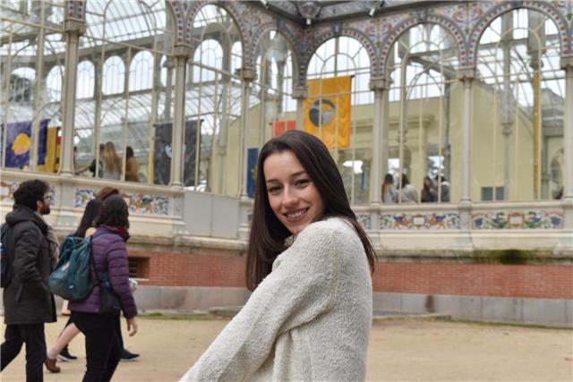 Profesora de francés bilingue ofrece clases de conversación de francés en Madrid