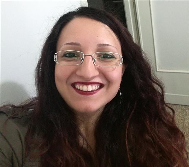 Insegnante di sostegno e tutor dsa/bes propone lezioni con fattura di latino, greco, italiano, storia, geografia e filosofia