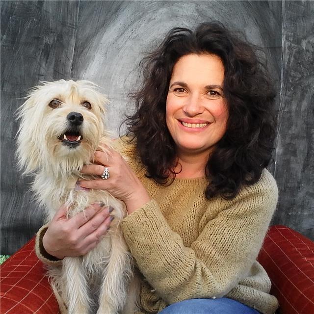 Insegnante di italiano , storia e geografia offre lezioni e ripetizione, anche on line, zona Arezzo e provincia