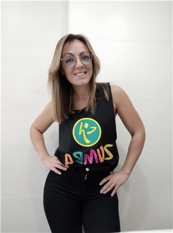 Profesora de Zumba, clases de forma online o presencial