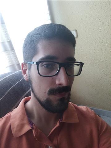 Profesor con master. doy clases de mates y física nivel bachillerato o inferior, química hasta nivel universidad. ¡grandes resultados!