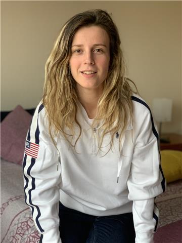 Profesora graduada en geografía por la universidad de barcelona y con máster en formación del profesorado de educación secundaria y bachillerato, se ofrece para dar clases de repaso de todas las asignaturas de primaria y primer ciclo de la eso ( 1-2 eso).