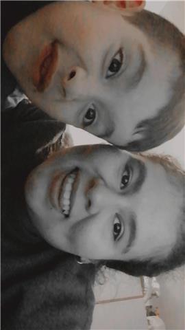 Sono una studentessa dell'iss einaudi di cremona, settore socio sanitario e sono molto paziente con i bambini. quindi mi piacerebbe lavorare con i bambini delle elementari e i ragazzi delle medie