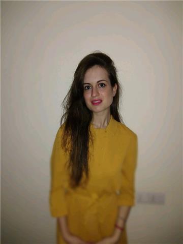 Profesora de inglés con certificado cae lista para dar clases de inglés a adultos o apoyo escolar