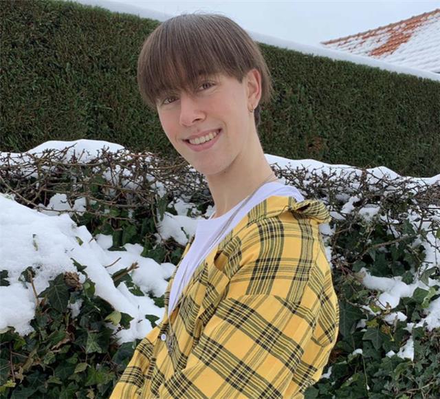 Lycéen peut donner des cours pour avoir un niveau courant/bilingue