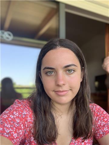 Doy clases particulares de cualquier materia tanto de humanidad como de ciencias sociales. además, puedo dar cualquier materia en