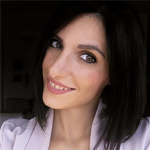 Insegnante di italiano, storia, geografia