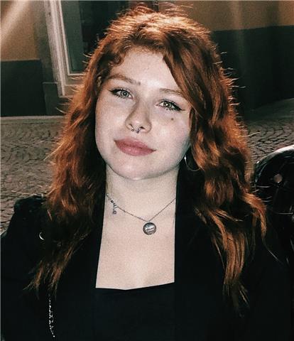 Ciao! Mi chiamo Giada e sono una studentessa universitaria frequentante il corso comunicazione interculturale a Torino. Mi rendo disponibile per dare ripetizioni oppure come aiuto compiti