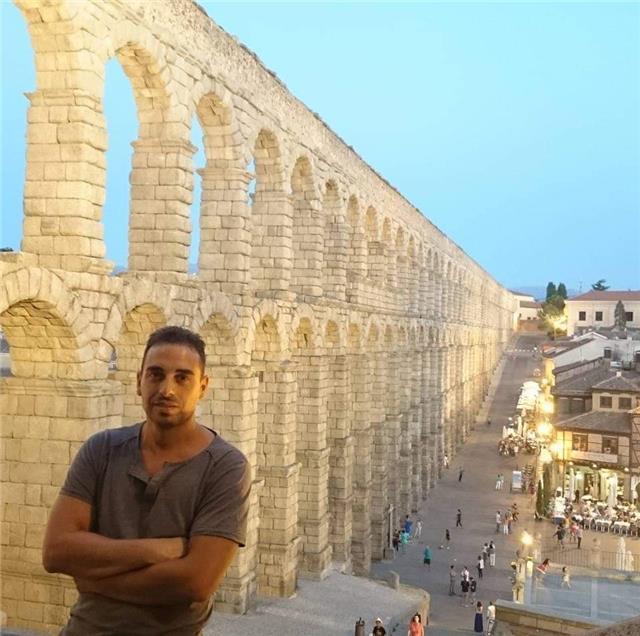 Doy clases de revit iniciacion y autocad todos los niveles