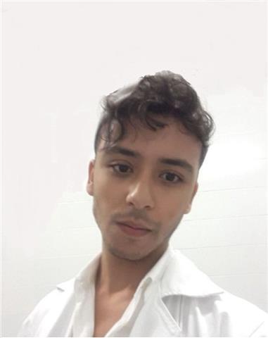Estudiante de famracia actualmente y Professoe de clases particaulares anteriormente