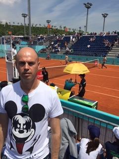 Clases de tenis en salamanca. iniciación, perfeccionamiento y competición. individual o en grupo (maximo 4 alumnos)