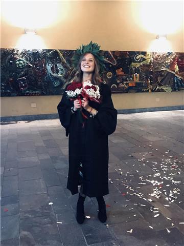 Laureata in Economia Aziendale offro ripetizioni di inglese per ragazzi delle elementari e medie