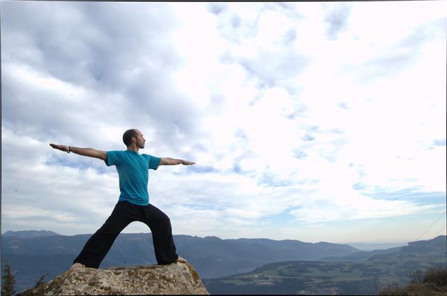 Doy clases particulares de Yoga Integral