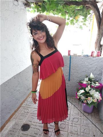 Soy estudiante de enfermería . dispongo de capacidad para impartir clases a alumnos de primaria en la materia que sea necesaria