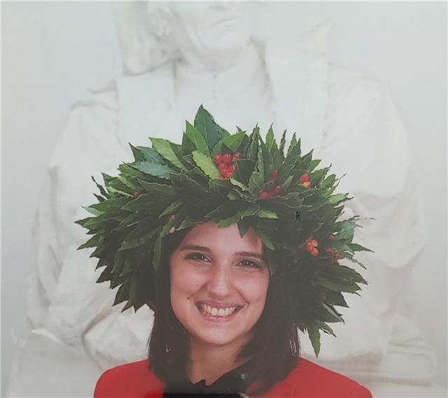 Docente di Matematica e Scienze, specializzanda anche del corso TFA per il sostegno didattico.
Impartisco ripetizioni di matematica, fisica, chimica e biologia aglu studenti delle scuole Medie e Superiori. 
Svolgo anche corsi in preparazione ai test d'ing