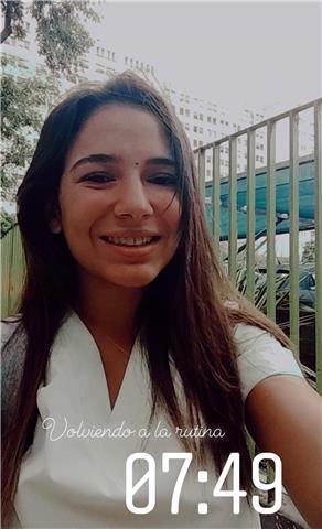 Soy médica de la iba, ayudante de cátedra de microbiología, Doy clases particulares de biología y mi microbiología