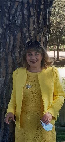 Profesora de español y de lengua y literatura con cap se ofrece para dar estas materias