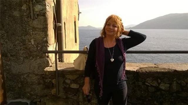 Adoro la letteratura italiana e vorrei trasmettere ai miei alunni la passione per la lettura