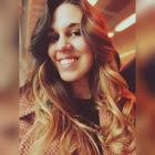Studentessa offre ripetizioni a giovani di tutte le età, sin dai più piccoli agli adolescenti, in qualsiasi materia, eccetto matematica. Sono una ragazza paziente e solare, con pregressa esperienza nell'ambito
