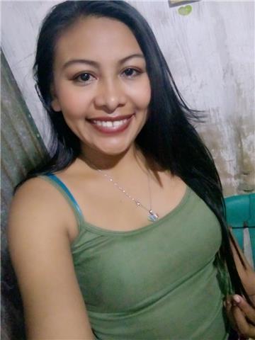 Profesora de matemáticas imparte clases a los niños de todas las edades