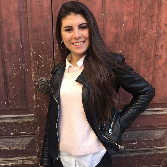 Doy clases particulares desde hace 3 años aproximadamente a niños desde 6 a 14 años. soy estudiante de educación infantil