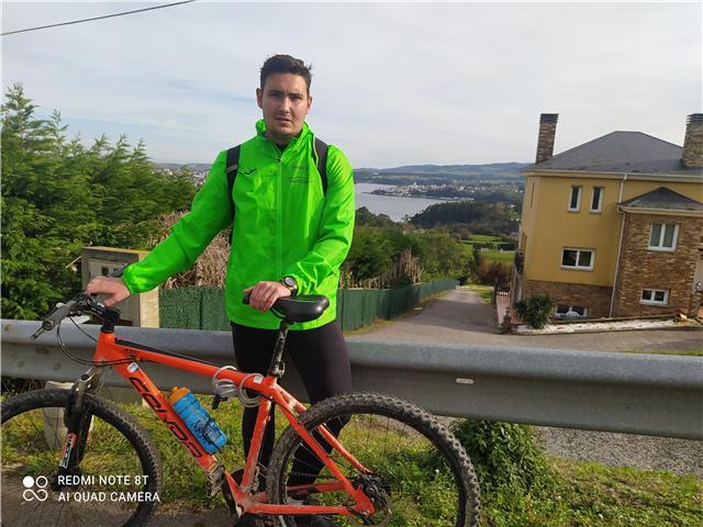 Joven se ofrece para dar clases particulares de pádel a niños a domicilio por la zona de alcobendas/ san sebastián de los reyes